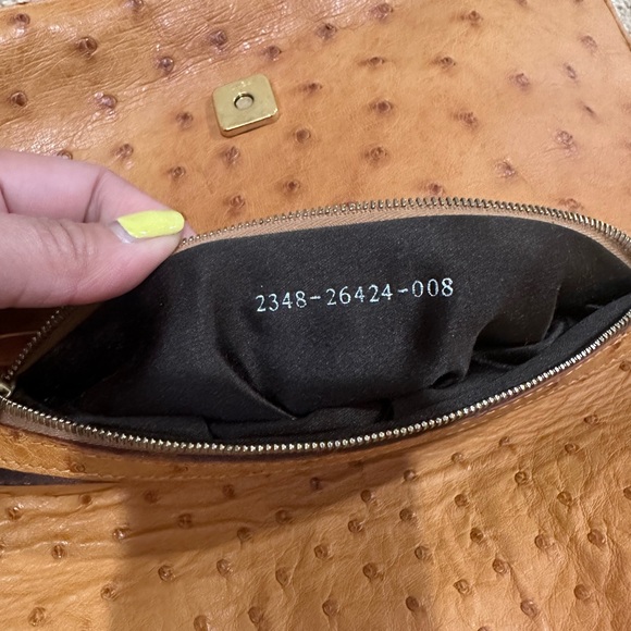 SOLD Fendi Baguette Ostrich Brown - Picture 15 of 17